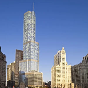 USA, Illinois, Chicago. The Trump International Hotel and Wrigley Building