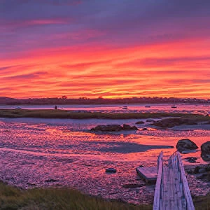 USA, New England, Cape Ann, Massachusetts, Annisquam, pier at sunset o the Annisquam