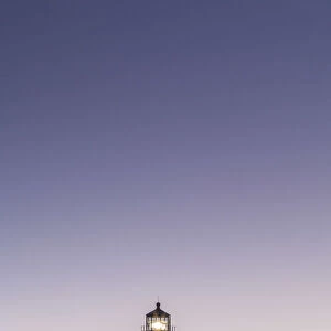 USA, New England, Massachusetts, Nantucket Island, Sankaty, Sankaty Head Lighthouse, dawn