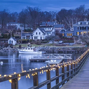USA, New England, Massachusetts, Cape Ann, Gloucester, Annisquam Footbrdge with Christmas