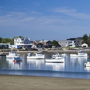 USA, New Hampshire, Seabrook, fishing boats