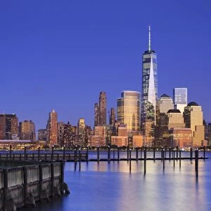 USA, New York, New York City, Lower Manhattan Skyline from Newport Beach