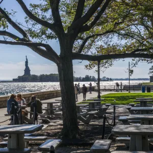 USA, New York, New York City, Lower Manhattan, The Statue of Liberty and Ellis Island