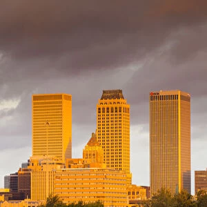 USA, Oklahoma, Tulsa, skyline from Route 75