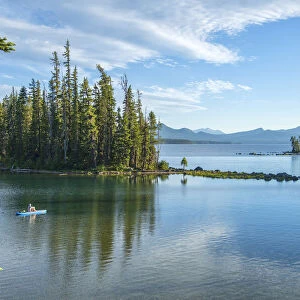 USA, Pacific Northwest, Oregon, Lane County, Willamette National Forest, Waldo Lake