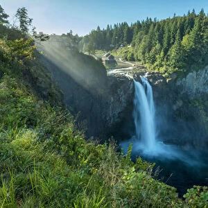 USA, Pacific Northwest, Washington State, Snoqualmie Falls