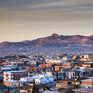 USA, Texas, El Paso, Neighborhood, Bordertown, Looking Into Ciudad Juarez, Mexico, Sierra de Juarez Mountain Range