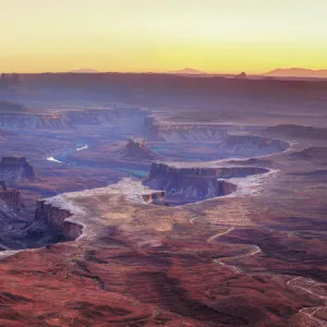 USA, Utah, Canyonlands National Park, Island in the Sky district, Grand View Point