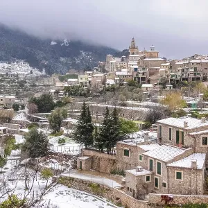 Valldemossa in the snow, Serra de Tramuntana, Mallorca, Spain, Mallorca, Balearic Islands, Spain Valldemossa in the snow, Serra de Tramuntana, Mallorca, Spain, Mallorca, Balearic Islands, Spain