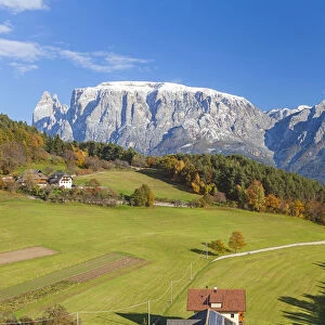 Valley & Dolomites nr Bolzano, Trentino-Alto Adige / South Tirol, Italy