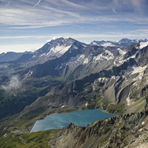 A view of the alps between Orco Valley and Vanoise, seen from the top of Basei Peak