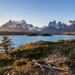View over Lake Pehoe towards Paine Grande and Cuernos del Paine, sunset, Torres del