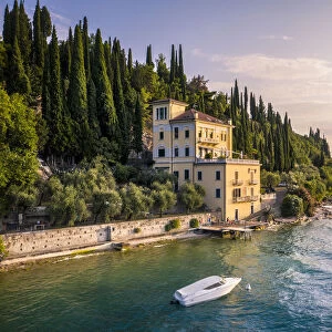 A villa on the western side of Garda Lake, near Toscolano Maderno village