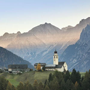 The village of Corte / Curt in the valley of Marebbe / Enneberg, Bolzano, Alto Adige