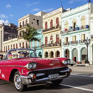 Vintage car at Paseo del Prado or Paseo de Marti, Havana, La Habana Province, Cuba