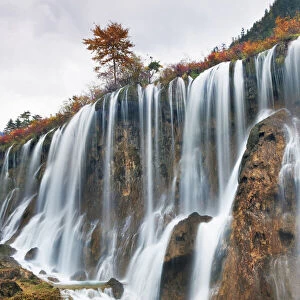 Waterfall Nuorilang - China, Sichuan, Jiuzhaigou, Nuorilang Waterfall