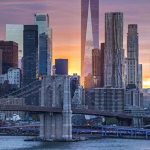 One World Trade Center, Lower Manhattan & Brooklyn Bridge, New York City, USA