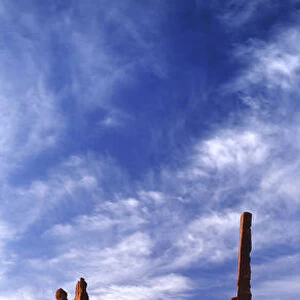 Yei Bi Chei Totem Poles & Sand Springs, Monument Valley Tribal Park, Arizona, USA