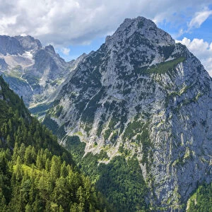 Zugspitz massif, Garmisch-Partenkirchen, Bavaria, Germany