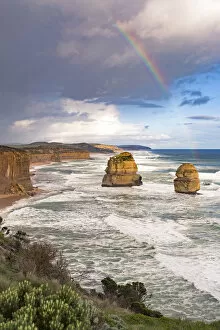 Images Dated 18th January 2017: 12 Apostles, Great Ocean Road, Victoria, Australia