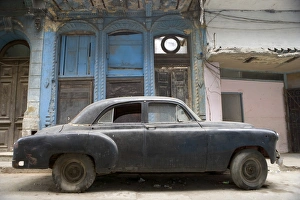 Images Dated 27th February 2006: 1950s American car