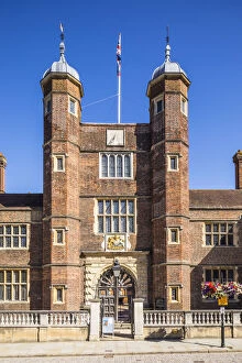 Images Dated 27th June 2018: Abbots Hospital (Alms House), High Street, Guildford, Surrey, England, UK