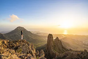 Admiring Gallery: Adeje, Tenerife, Canary Islands, Spain