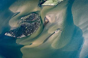 Lower Zambezi National Park Gallery: Aerial of low lying islands in the Zambezi River, Lower Zambezi National Park, Zambia
