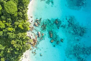 Images Dated 9th October 2018: Aerial view of Anse Lazio beach. Praslin island, Seychelles, Africa