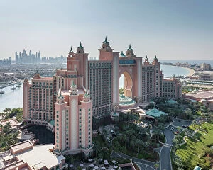 Images Dated 5th May 2023: Aerial view of Atlantis hotel on Palm Jumeirah, Dubai, United Arab Emirates