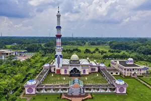 Images Dated 18th June 2021: Aerial view of Baitul Aman Jame Masjid, a beautiful islamic mosque complex in Wazirpur