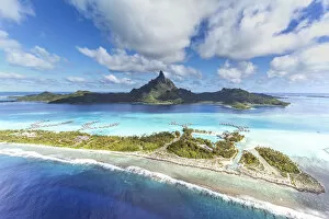 Images Dated 30th September 2015: Aerial view of Bora Bora island with St Regis and Four Seasons resorts, French Polynesia