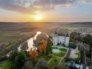Occitanie Prints: Aerial view of Chateau Mercues, and the Lot valley, Lot, Occitanie, France