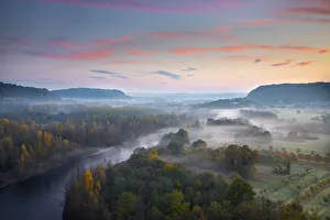 Images Dated 11th January 2019: Aerial view of the Dordogne Valley & Dordogne river on a misty morning in autumn