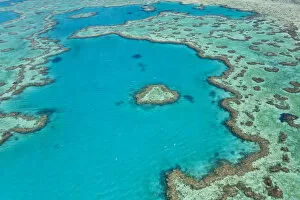 Images Dated 29th August 2012: Aerial view of Heart Reef, part of Great Barrier Reef, Queensland, Australia