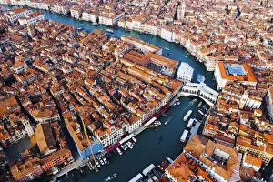 Images Dated 25th January 2019: Aerial view of Rialto bridge at sunrise, Venice, Italy