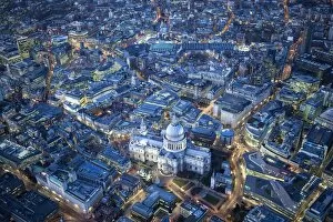 Cathedrals Gallery: Aerial view over St. Pauls Cathedral, London, England