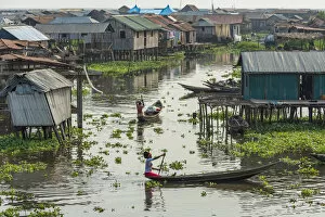 Images Dated 28th February 2019: Africa, Benin, Lake Nokoua. A view towards the famous stilt village of Ganvie