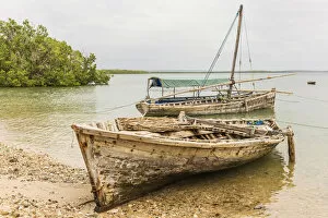 Images Dated 19th December 2018: Africa, Tanzania, Kilwa Kisiwani, typical fishing boat