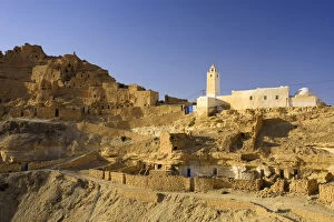 Images Dated 4th May 2010: Africa, Tunisia, Chenini Historic Fortified Village