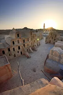 Images Dated 4th May 2010: Africa, Tunisia, Tataouine, Ksar Ouled Soltane (fortified granary consisting of ghorfas