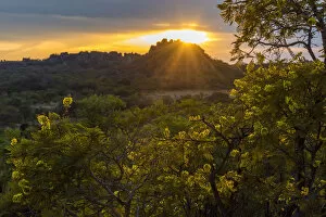 Images Dated 29th November 2017: Africa, Zimbabwe, Bulawayo. Matobo Hills National Park. sunset