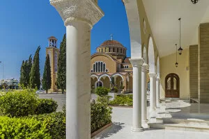 Religious Buildings Gallery: Agios Georgios New Church, Paralimni, Cyprus