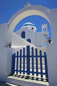 Cyclades Islands Collection: Agios Ioannis Church, Prodromos, Ano Mera, Folegandros, Cyclades, Greece