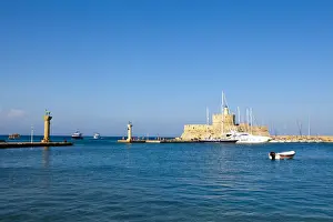 Agios Nikolaos Lighthouse & entrance to Mandraki Harbour, Rhodes Town, Rhodes, Greece
