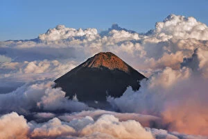 Acatenango Gallery: Agua volcano seen from Acatenango - Guatemala, Chimaltenango, Acatenango