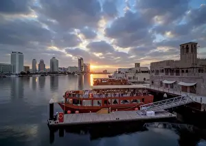 Al Bastakiya Historical Neighbourhood and Dubai Creek at sunrise, Dubai, United Arab