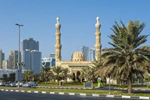 Images Dated 11th November 2021: Al Taqwa Mosque, Sharjah, United Arab Emirates
