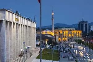Images Dated 29th April 2013: Albania, Tirana, Skanderbeg Square and Opera Building, dusk