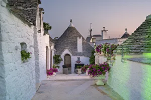 Images Dated 18th October 2021: Alberobello, province of Bari, Apulia, Italy The typical Trulli huts at dawn
